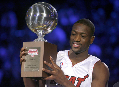 官方：拜仁明年1月6日将在客场与萨尔茨堡红牛进行友谊赛（官宣：拜仁将于明年1月6日客场对阵萨尔茨堡红牛，进行友谊赛）