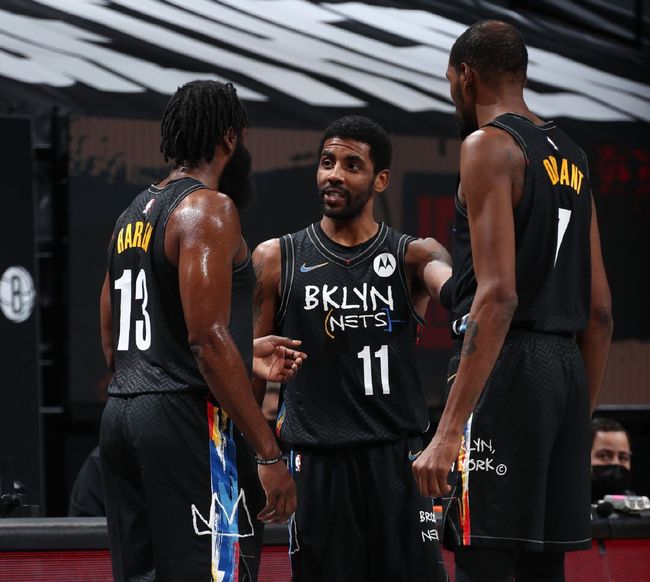 五大联赛U21球员每90分钟关键传球次数：卡尔第1，亚马尔第2（五大联赛U21每90分钟关键传球榜：卡尔居首，亚马尔次席）