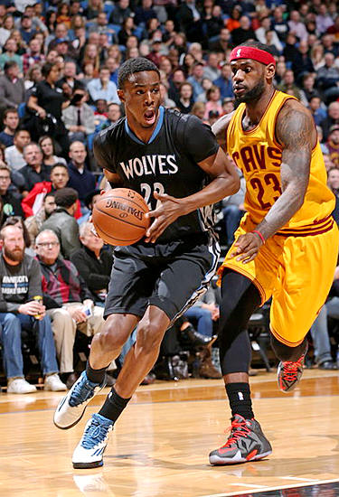 长春女足三停乌日古木拉：严重违约，挑战仲裁，因情感问题干扰球队（长春女足对乌日古木拉实施“三停”：被指严重违约、提起仲裁，情感因素干扰球队）